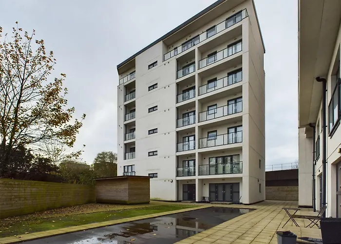 Free Parking Cozy 2 Bedroom Apartment In Belfast
